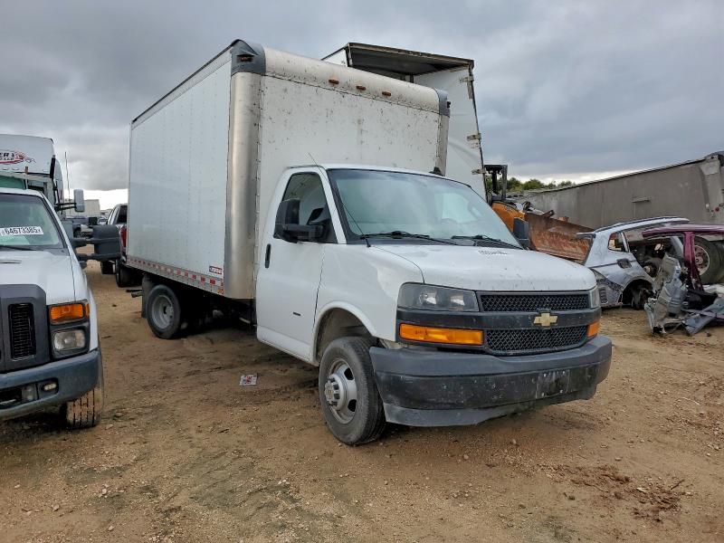 2019 Chevrolet Express G3500 BOX Truck