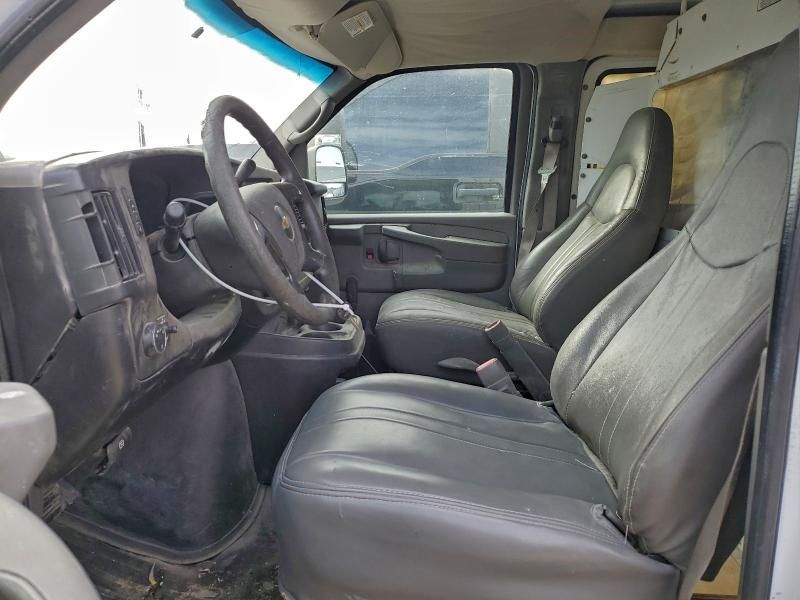 2009 Chevrolet Express G2500 Delivery van