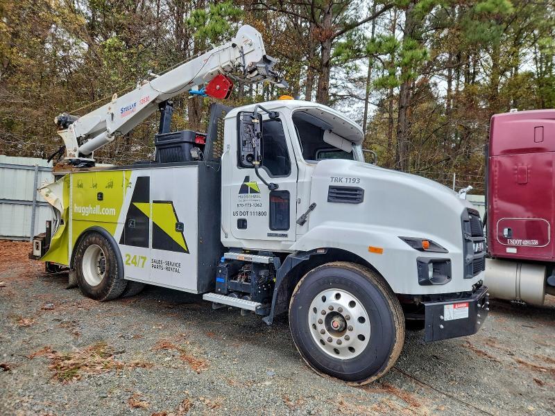 2023 Mack MD Utility / Service Truck