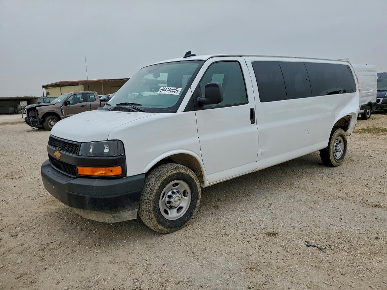 2025 Chevrolet Express G3500 LS Passenger RWD 3500 Extended Wheel