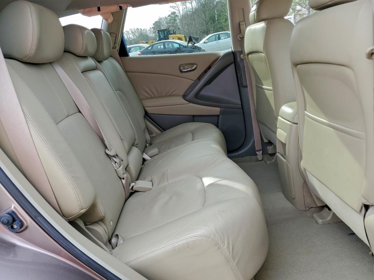 2010 Nissan Murano