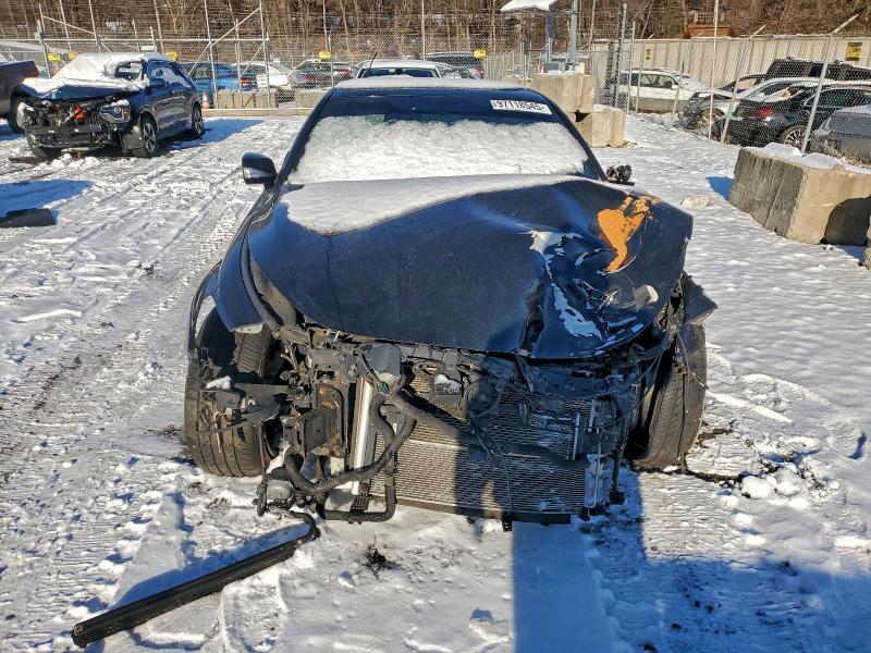 2017 Infiniti Q60 red Sport 400