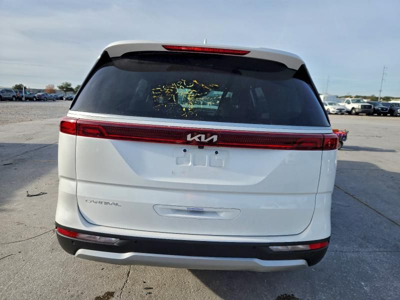 2024 KIA Carnival lx