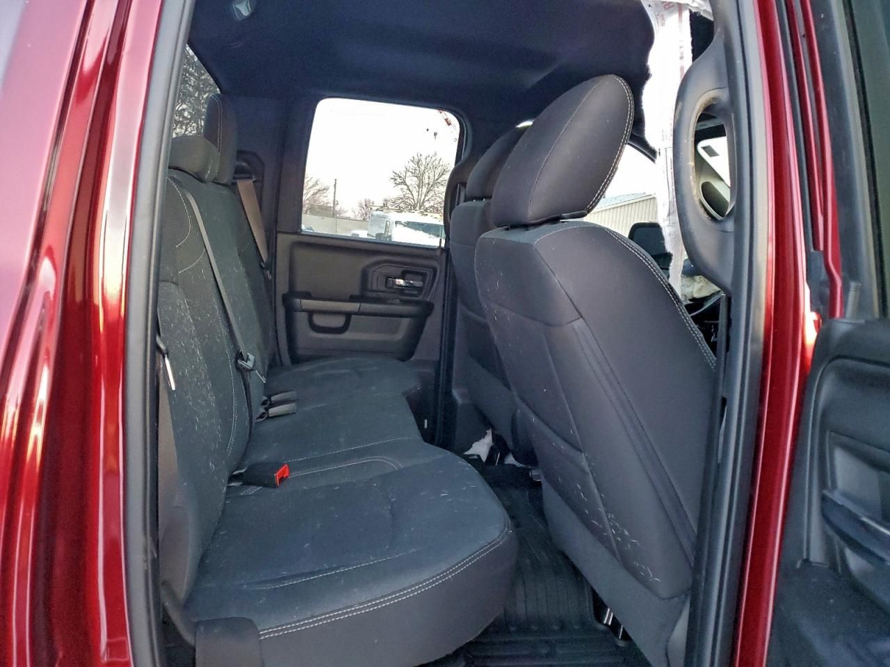 2022 Dodge Ram 1500 Classic slt