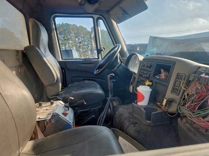 2018 International 7600 Dump Truck