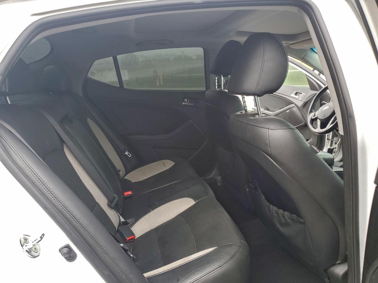 2013 KIA Optima sx