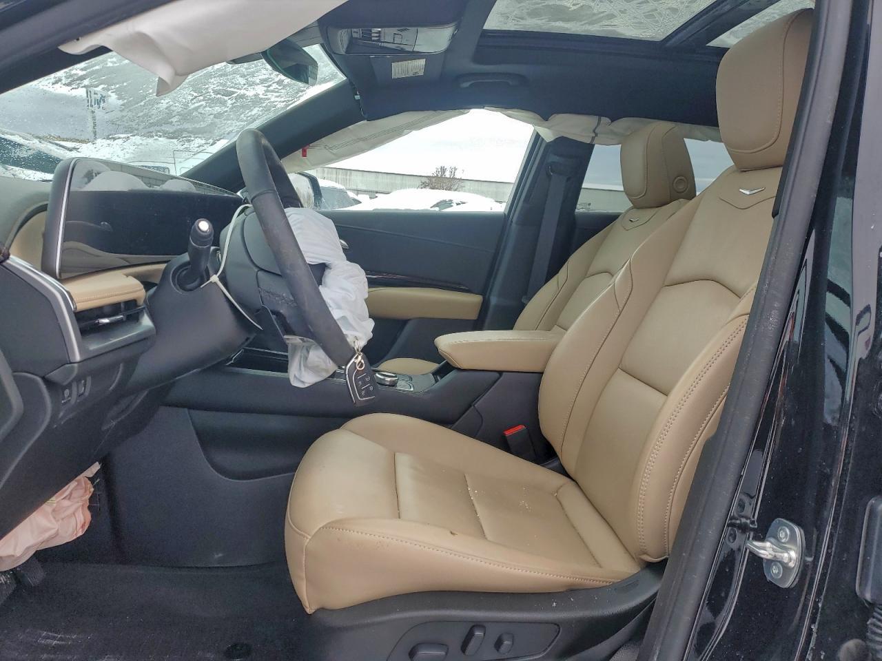 2024 Cadillac XT4 Luxury