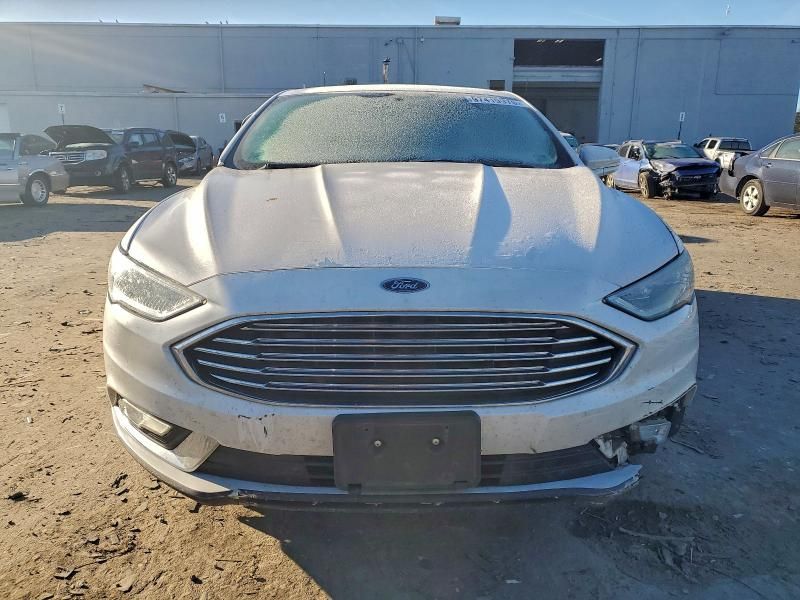 2017 Ford Fusion se Hybrid