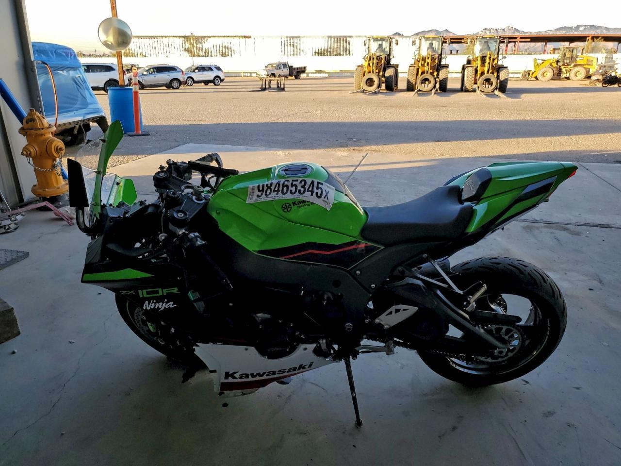 2022 Kawasaki ZX1002 L