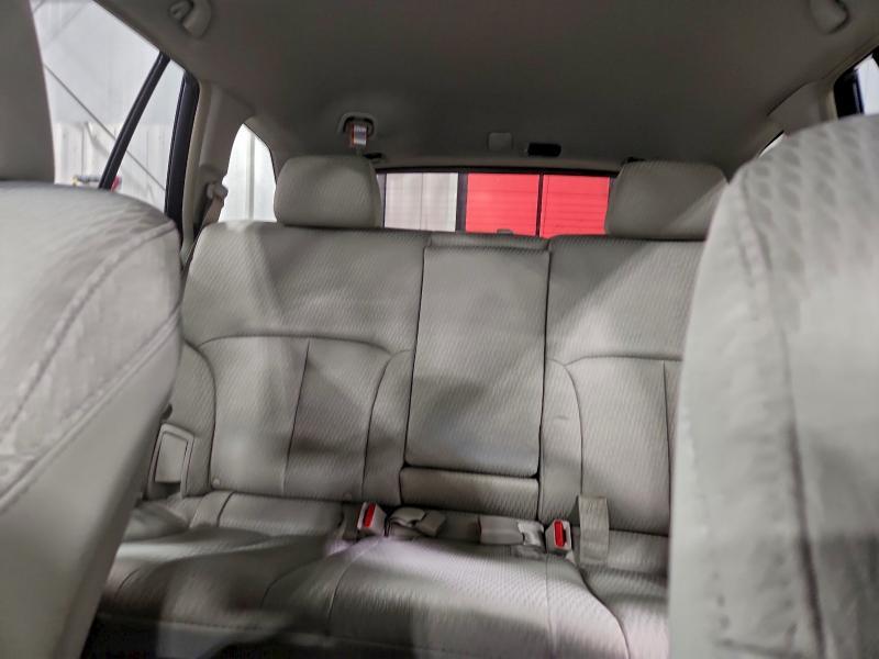 2010 Subaru Outback 2.5i Premium