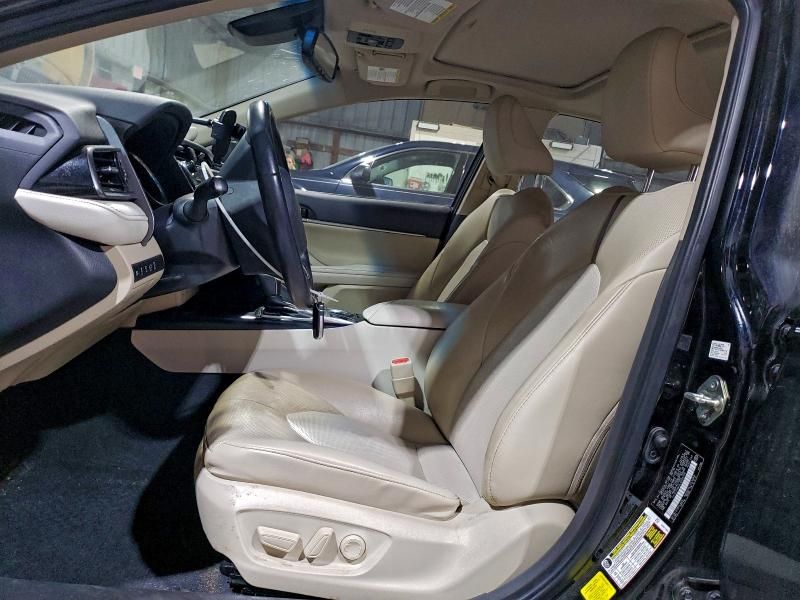 2020 Toyota Camry xle