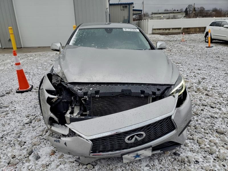 2018 Infiniti Qx30 Base