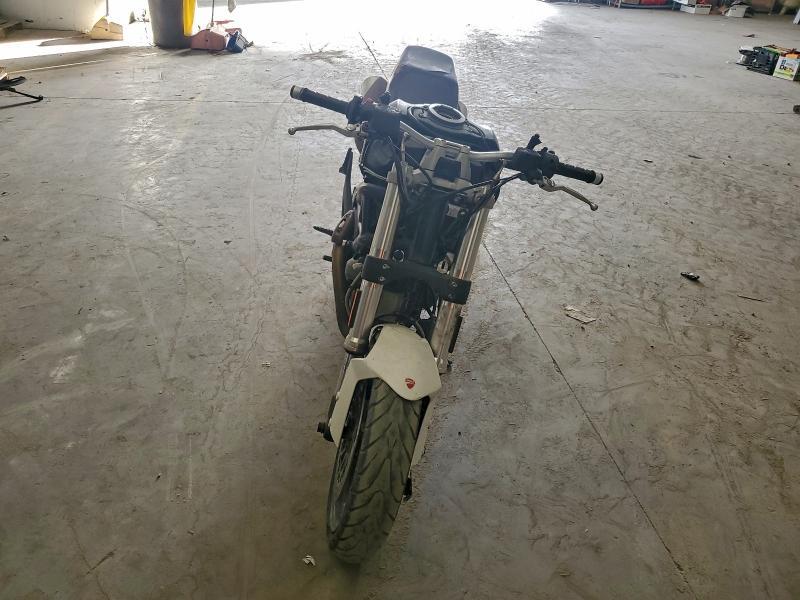 2012 Ducati Monster 696