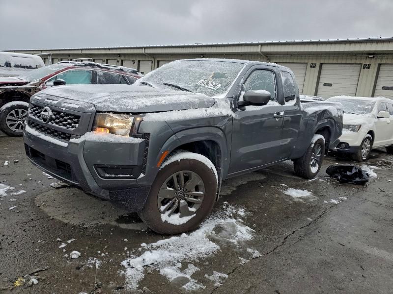2025 Nissan Frontier s