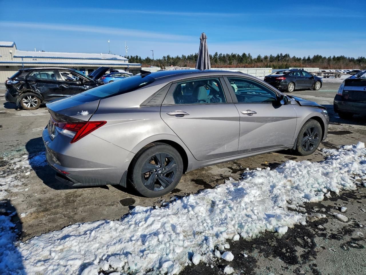 2023 Hyundai Elantra Blue