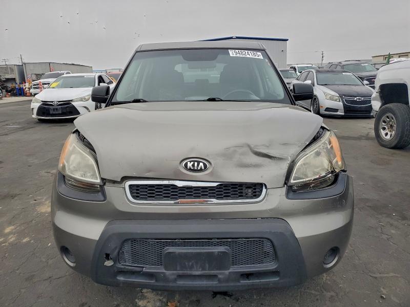 2011 KIA Soul +