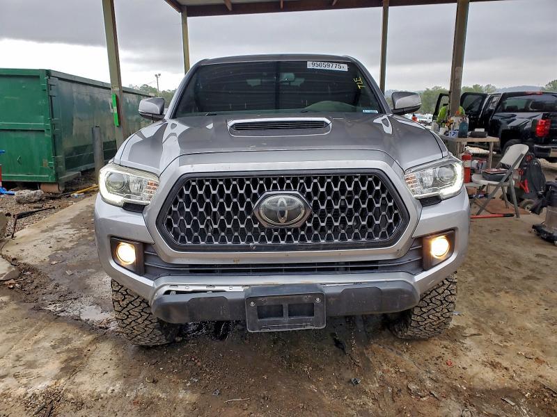 2018 Toyota Tacoma Double cab