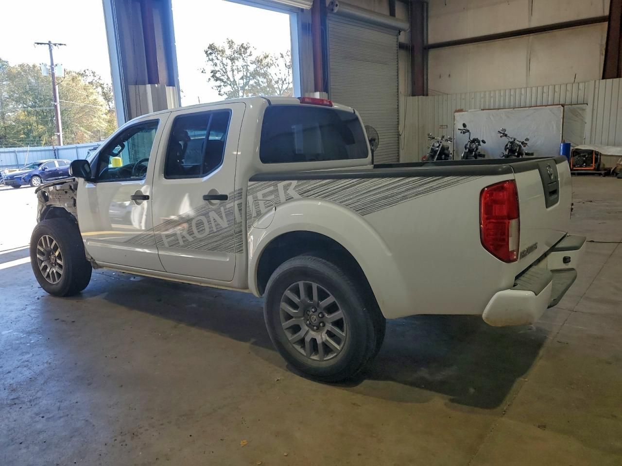 2012 Nissan Frontier s
