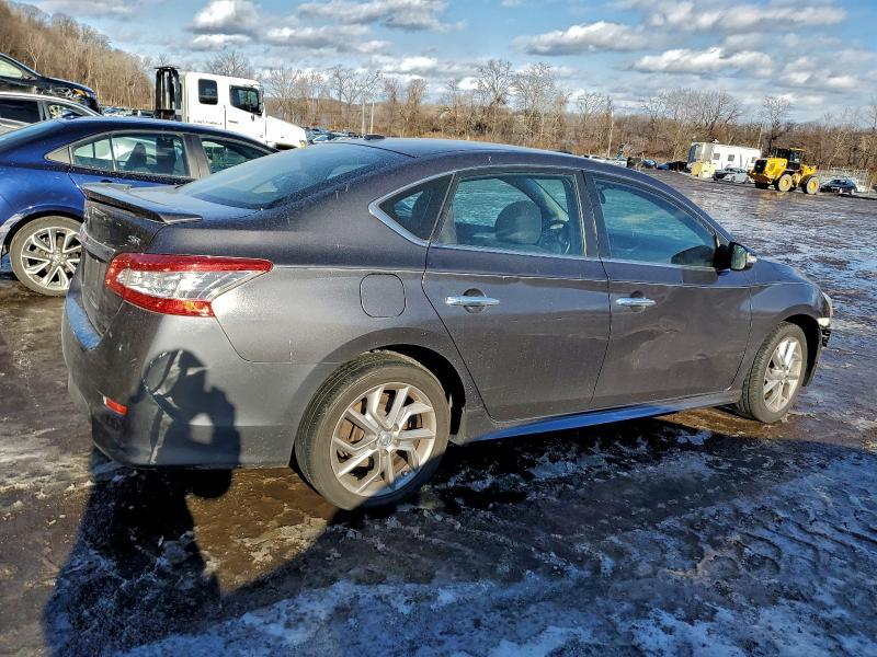 2015 Niss Sentra sr