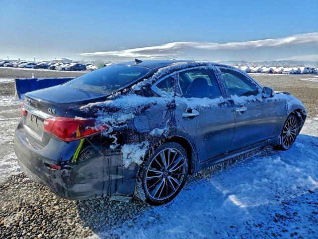 2015 Infiniti Q70 3.7