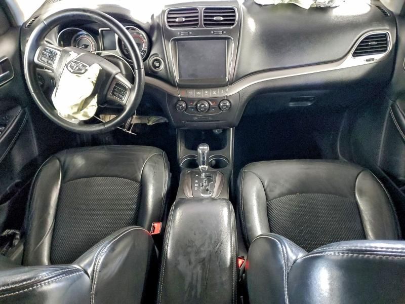 2019 Dodge Journey Crossroad