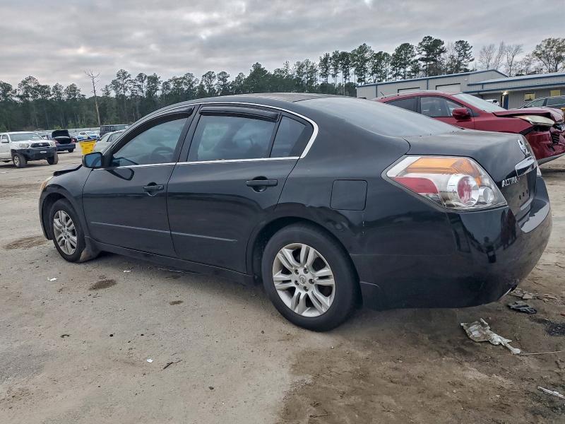 2011 Nissan Altima Base