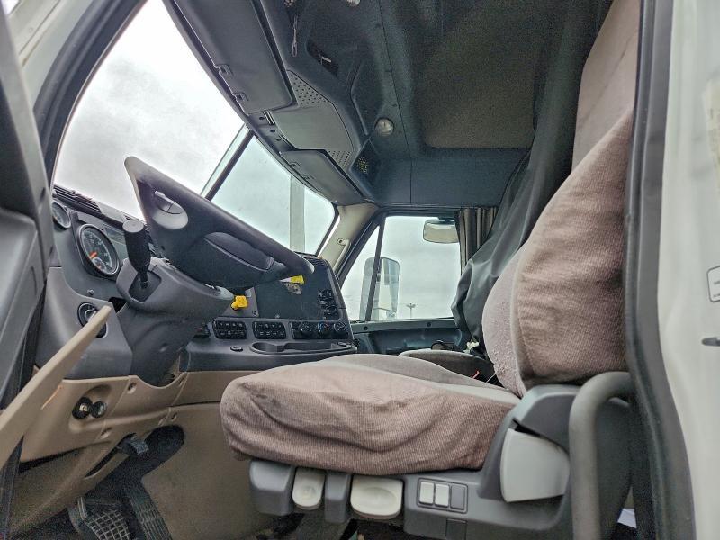 2016 Freigliner Cascadia 125