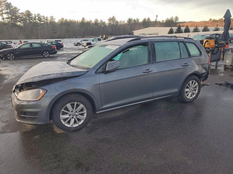 2015 Volkswagen Golf Sportwagen s