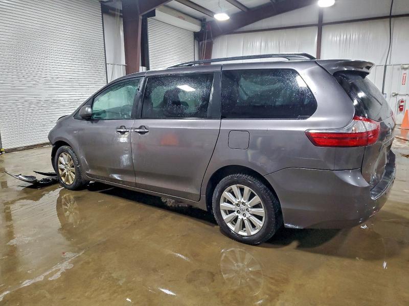 2017 Toyota Sienna xle