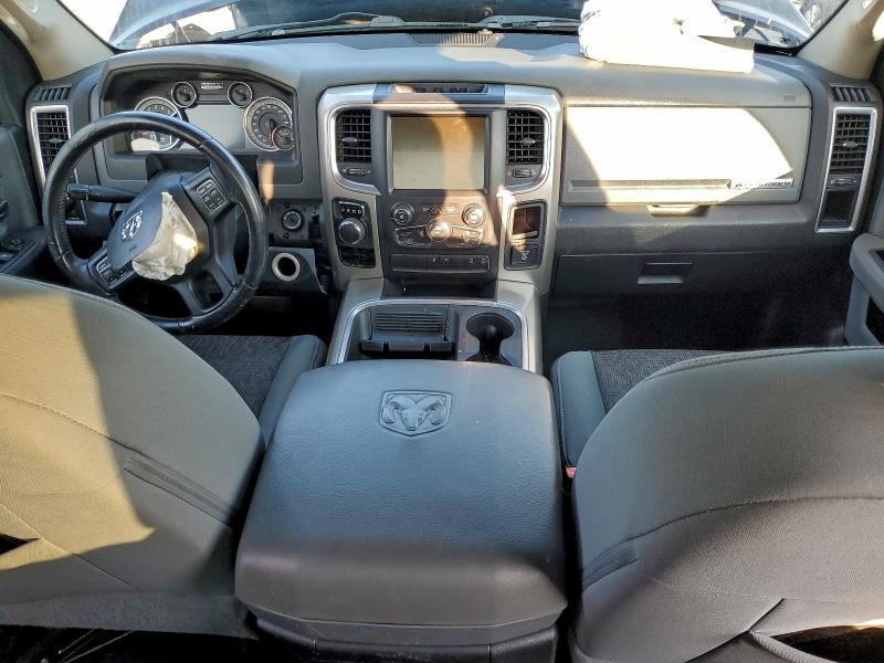 2016 Dodge Ram 1500 slt