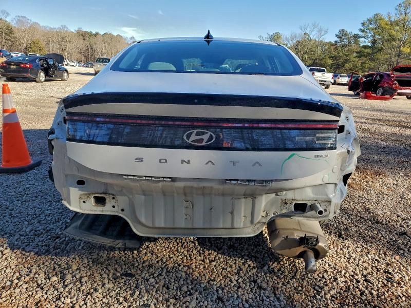 2024 Hyundai Sonata Hybrid