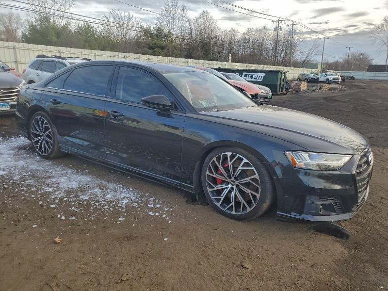 2021 Audi S8