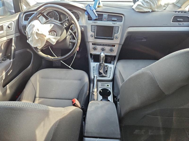 2017 Volkswagen Golf Sportwagen s
