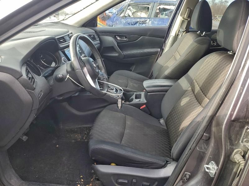 2017 Nissan Rogue sv