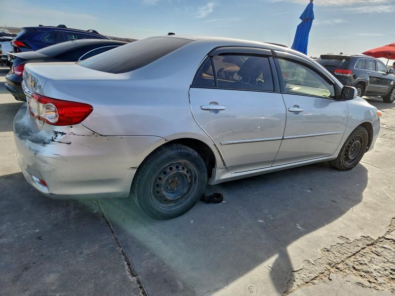 2011 Toyota Corolla le