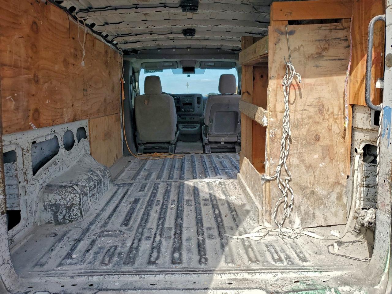 2012 Nissan NV 2500 Delivery Van