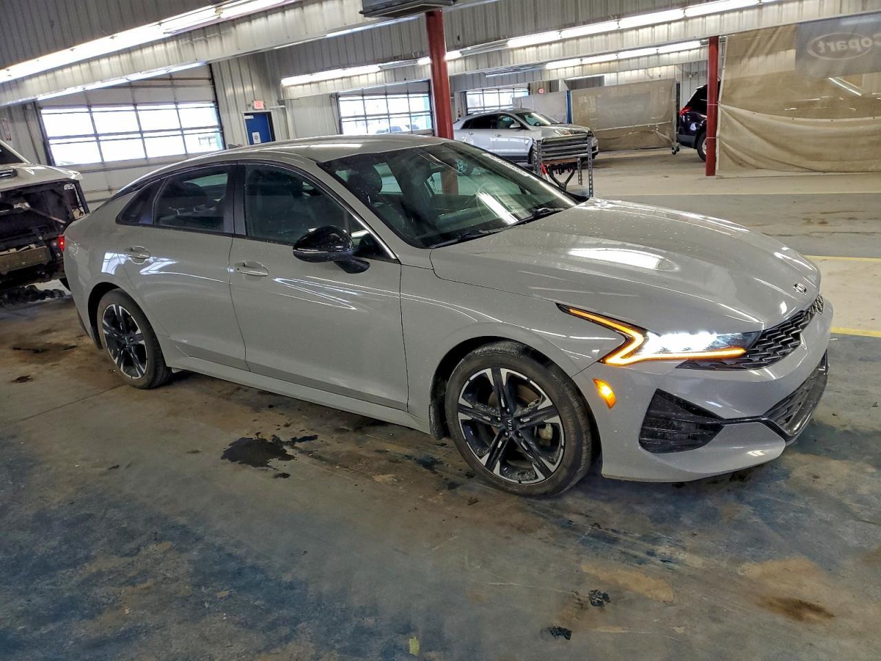 2021 KIA K5 gt Line