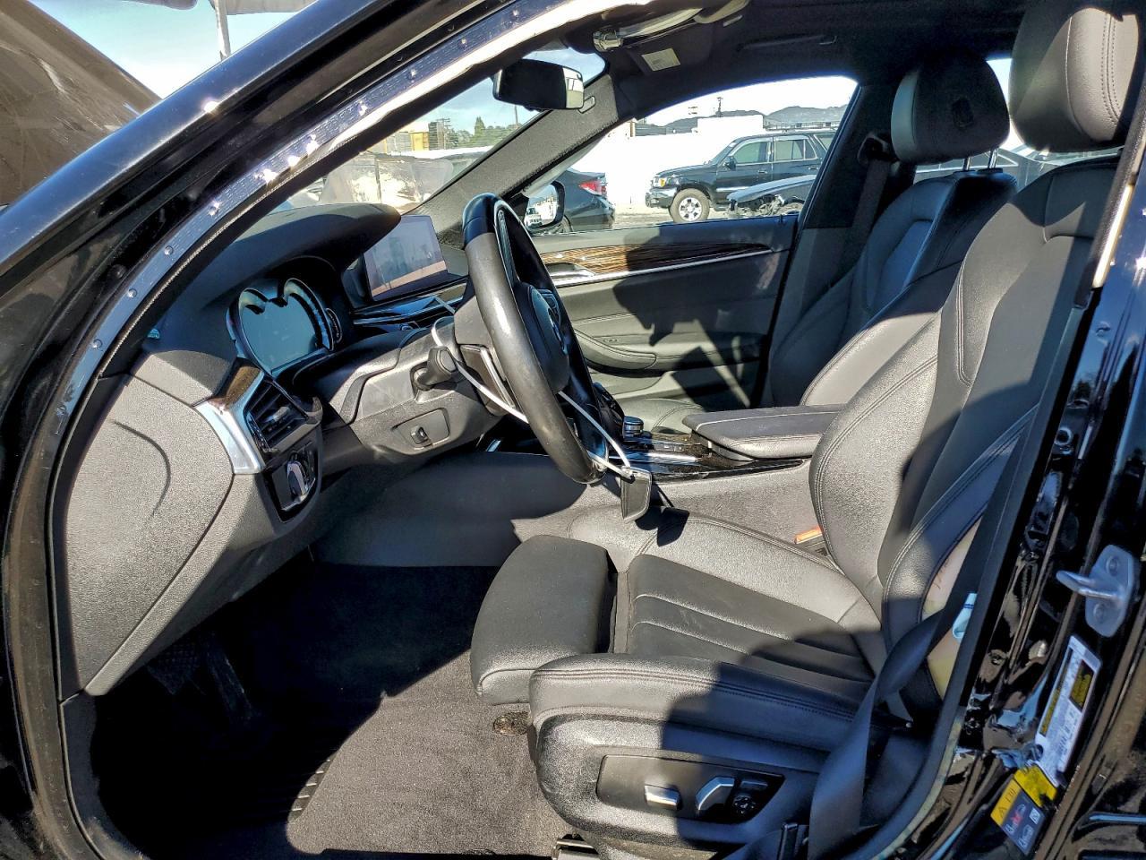 2019 BMW 530e