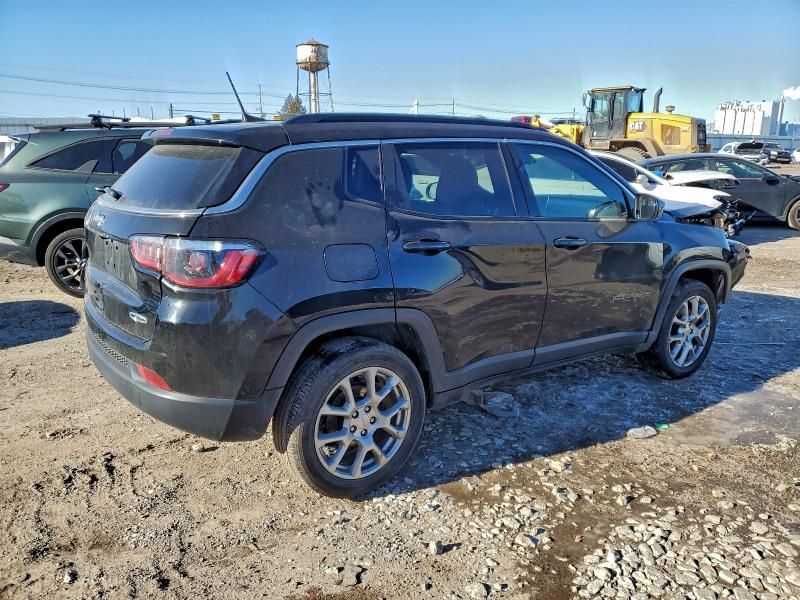2023 Jeep Compass Latitude lux