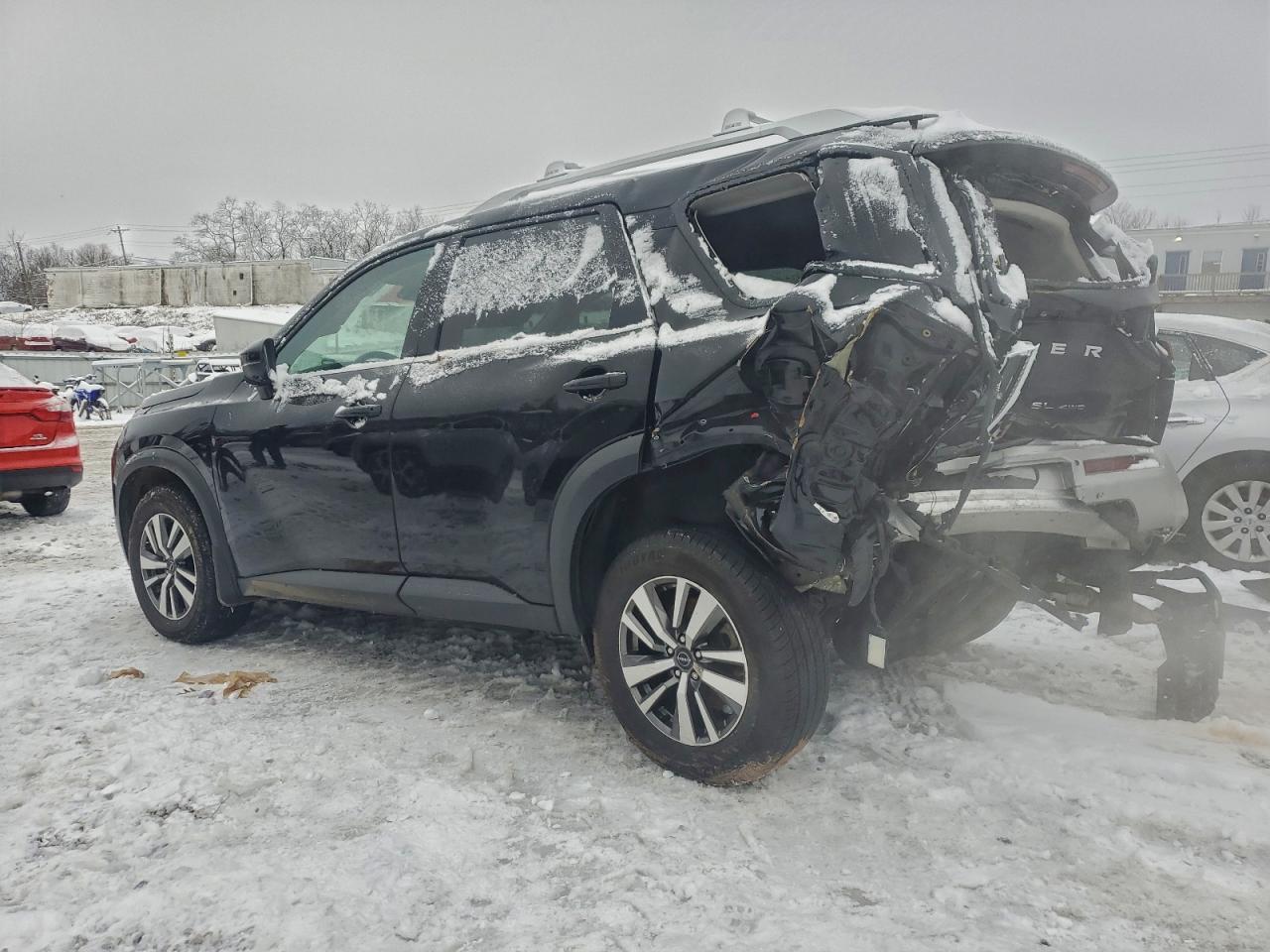 2023 Nissan Pathfinder sl