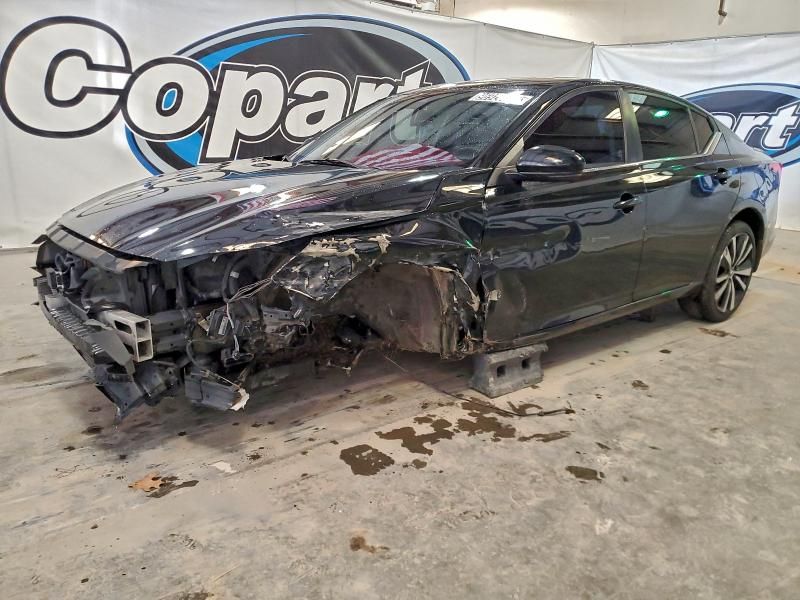 2020 Nissan Altima sr