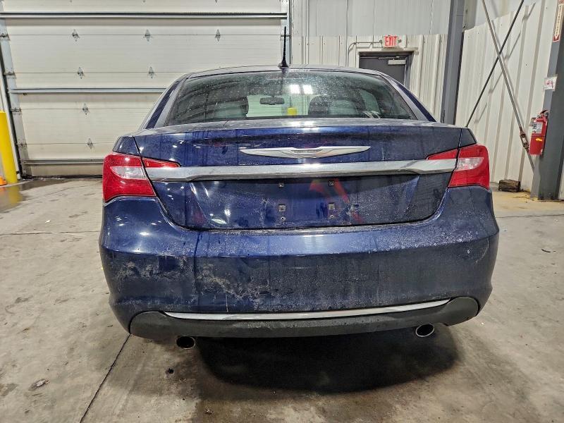 2013 Chrysler 200 Limited