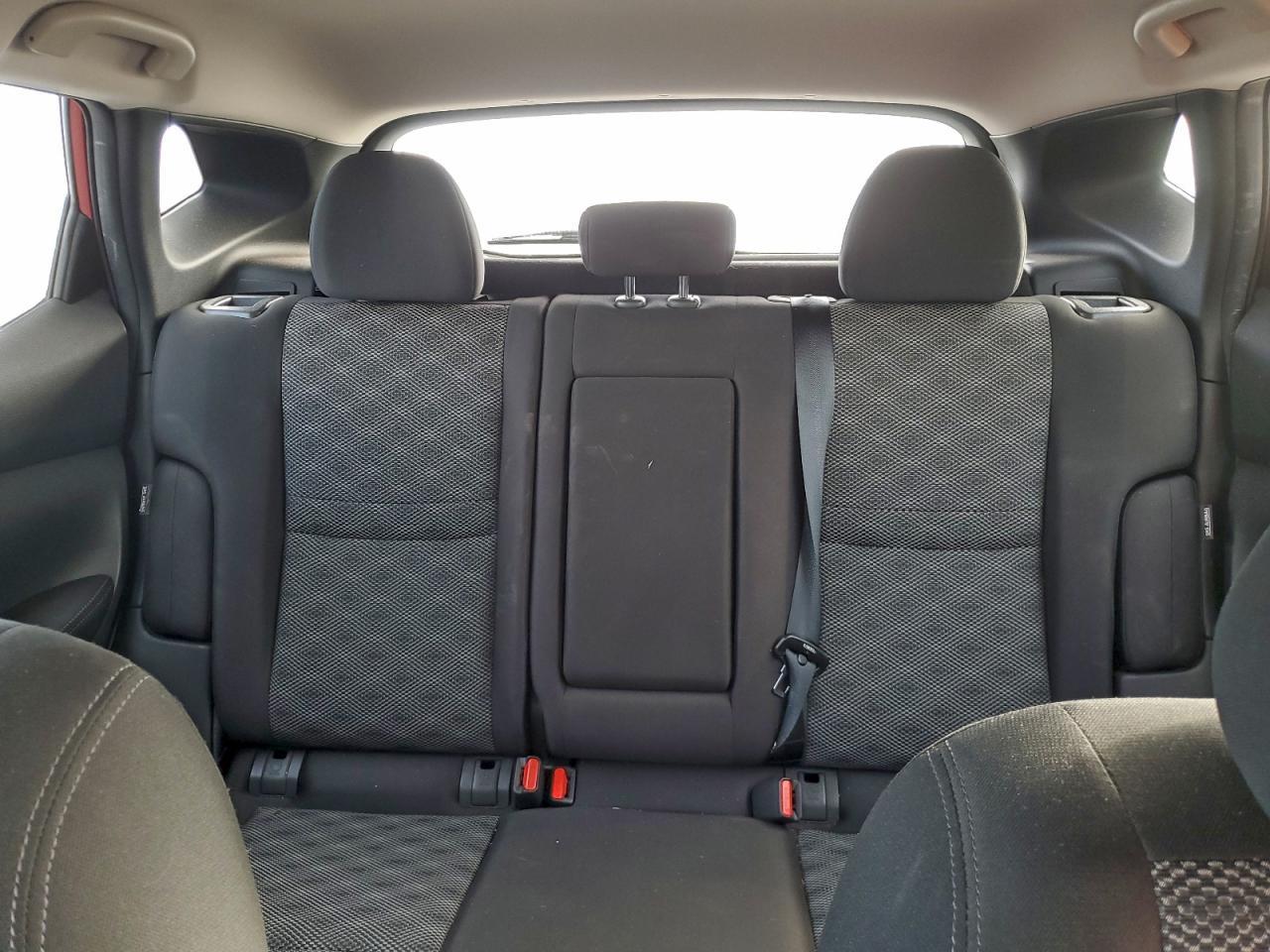 2022 Nissan Rogue Sport sv