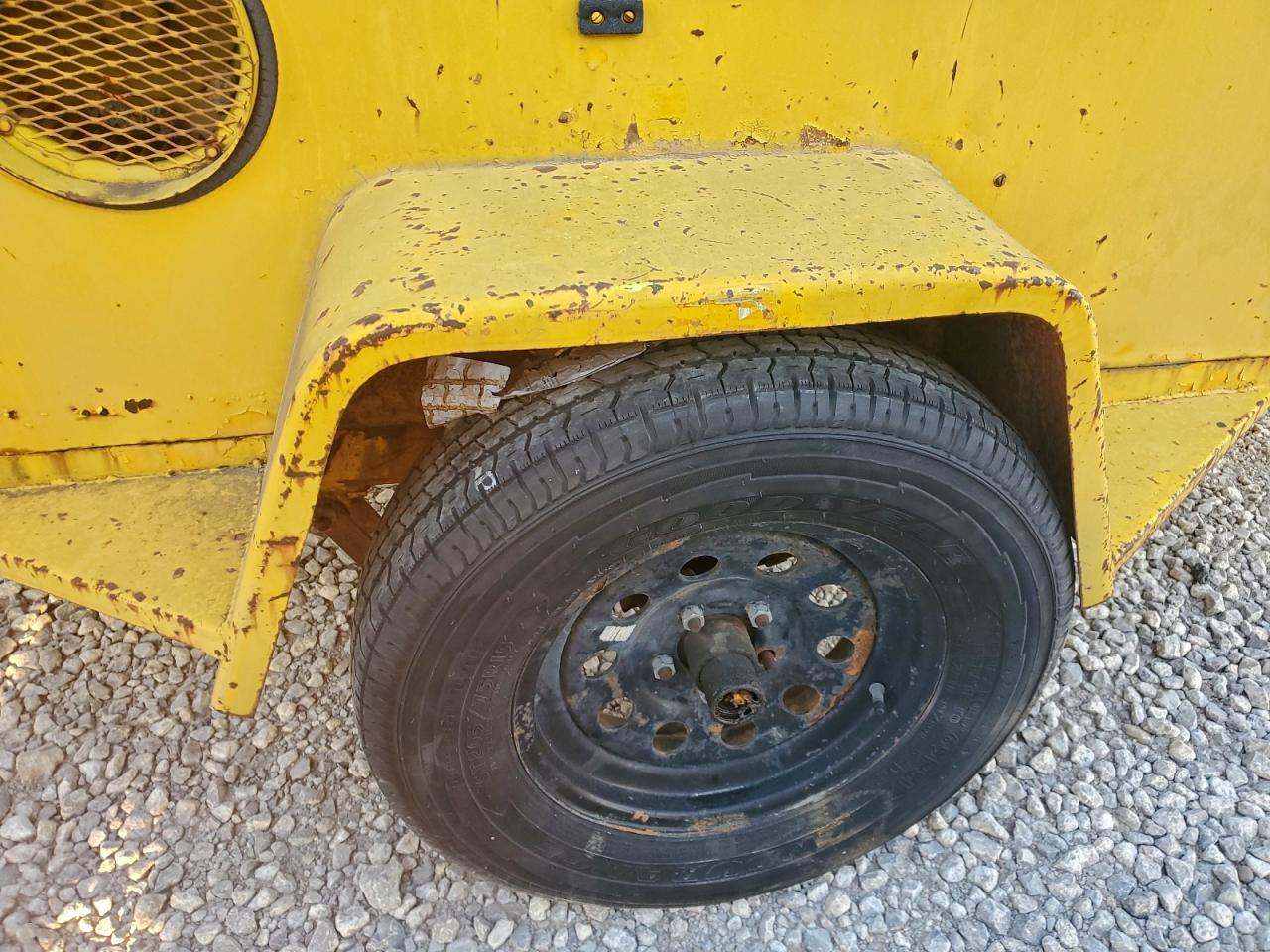 1980 GEM 1980 Hesco Manhole Support Trailer