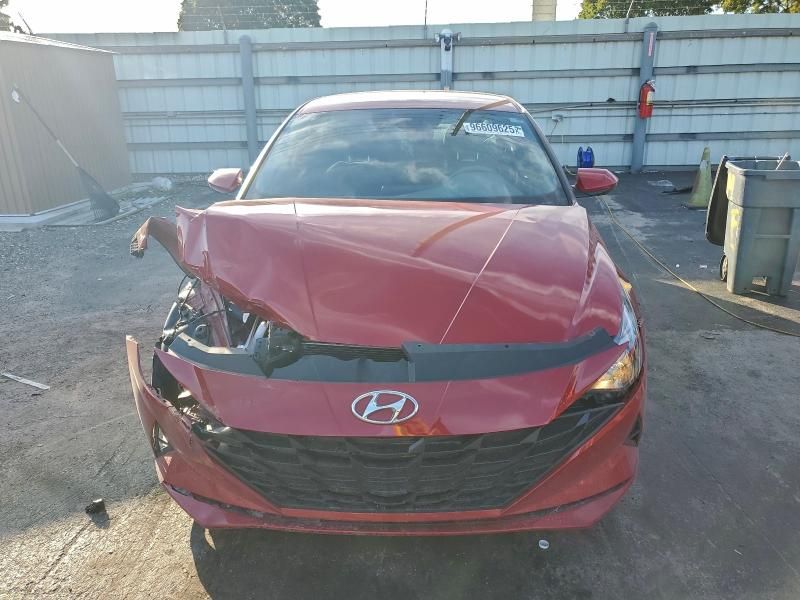 2023 Hyundai Elantra se