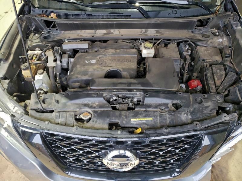 2019 Nissan Pathfinder s