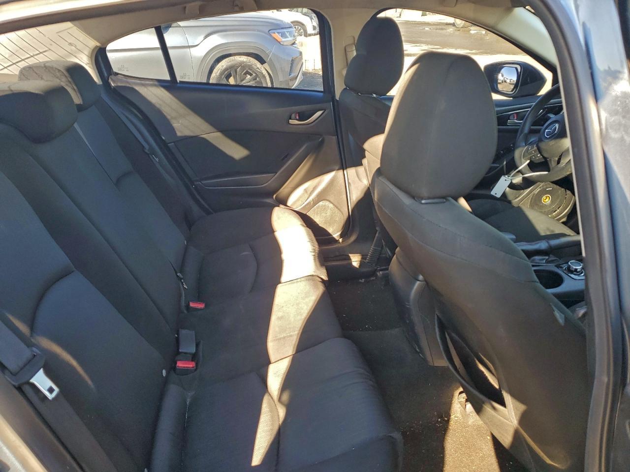 2015 Mazda 3 Sport