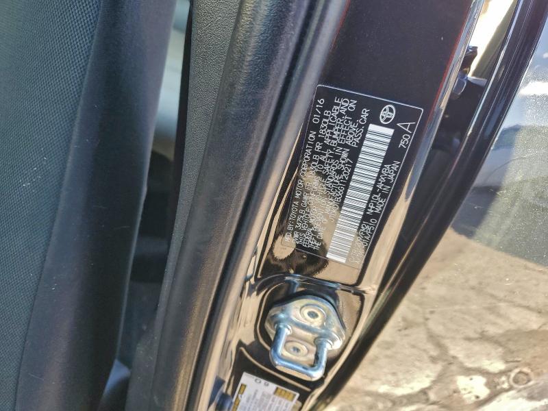 2016 Toyota Prius c