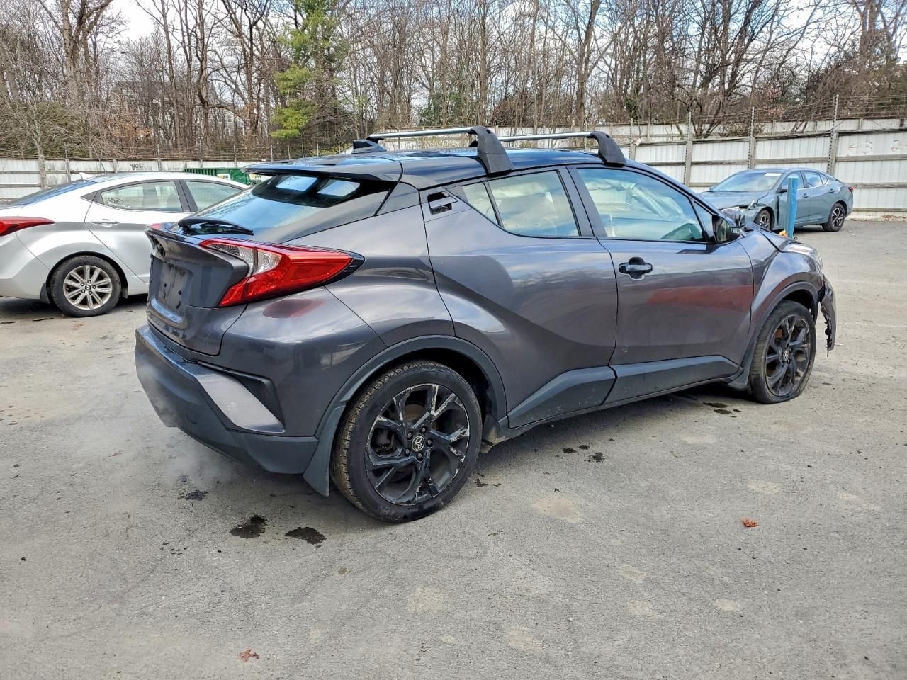2021 Toyota C-hr xle