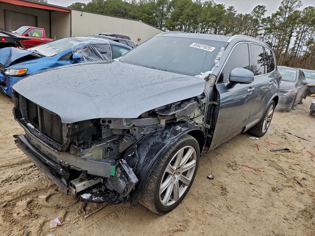 2016 Volvo Xc90 T6